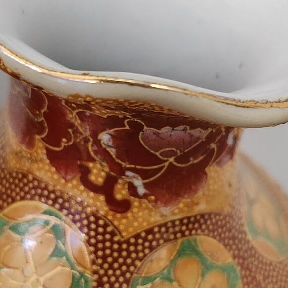 Vintage Satsuma Japanese Pottery Gold Painted Vases Set of 2 - Picture 8 of 12